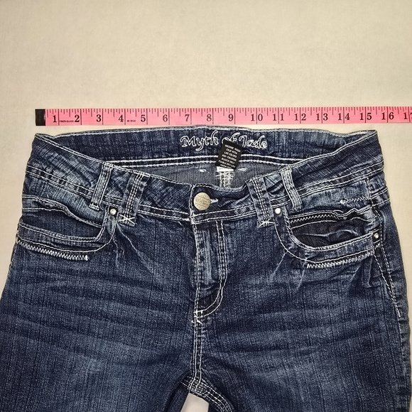 Myth Of Jade Capri Mid-rise Rolled Hem Distressed Women's Jeans Size 10 - Picture 10 of 12
